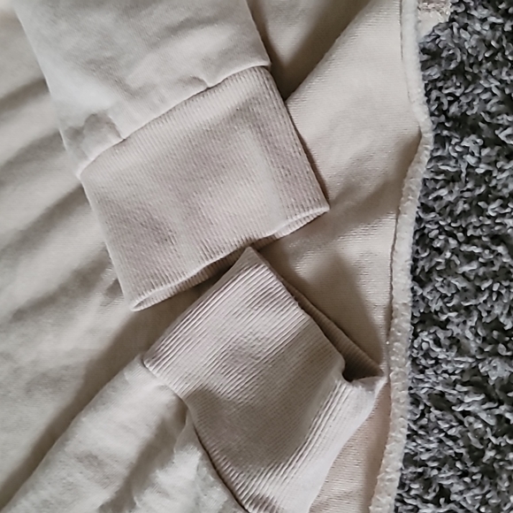 AWESOME CROP SWEATSHIRT With side quilt pattern - Picture 11 of 14